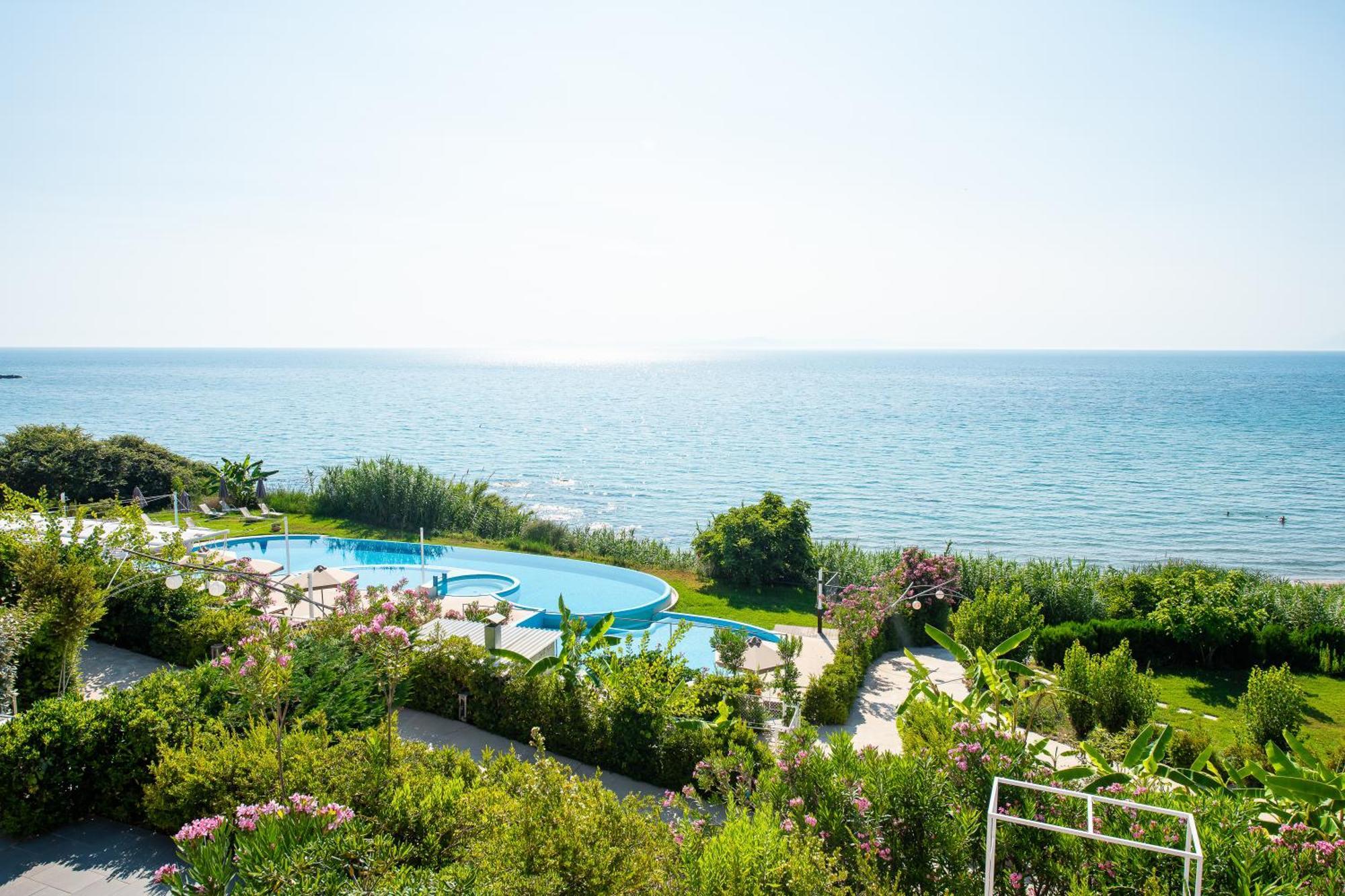 Mare Dei Suites Hotel Ionian Resort Szkafidiá Kültér fotó
